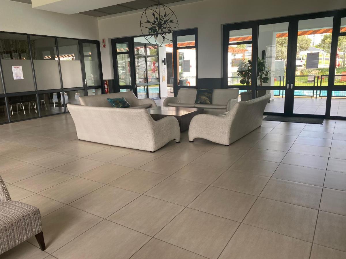 Greenstone Ridge Apartment Johannesburg Exterior photo